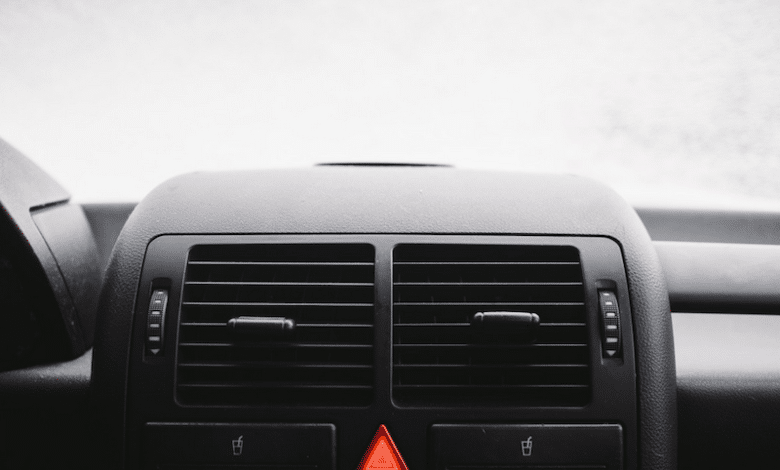Die Temperaturregelung in modernen Autos übernimmt mittlerweile die moderne Technik.